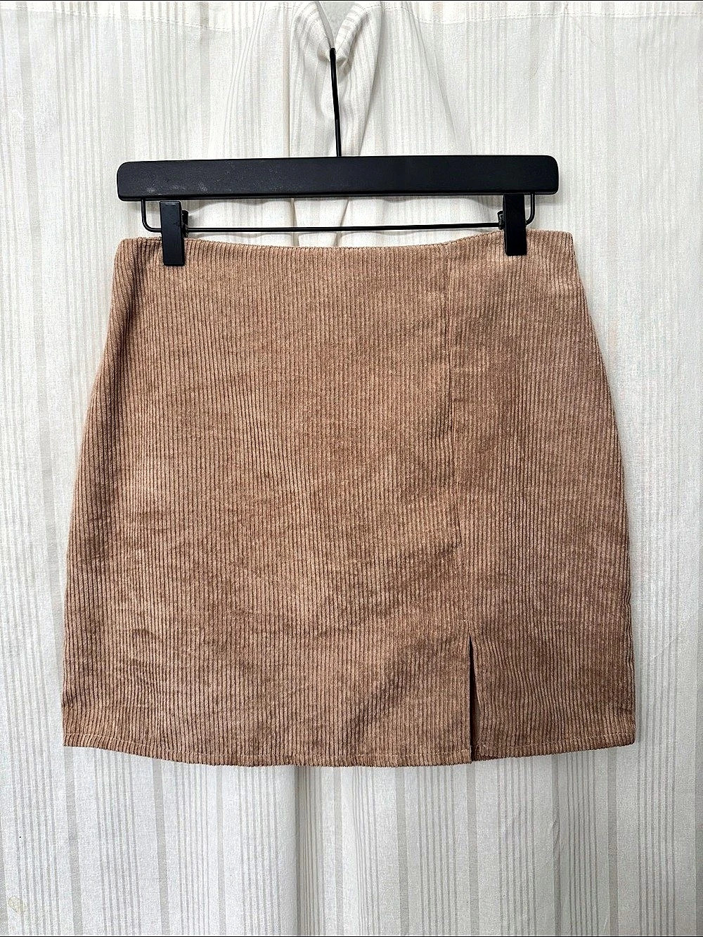 🌈5/$25 BUNDLESHEIN Light Brown Corduroy Mini Skirt